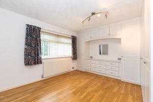 Bedroom- click for photo gallery